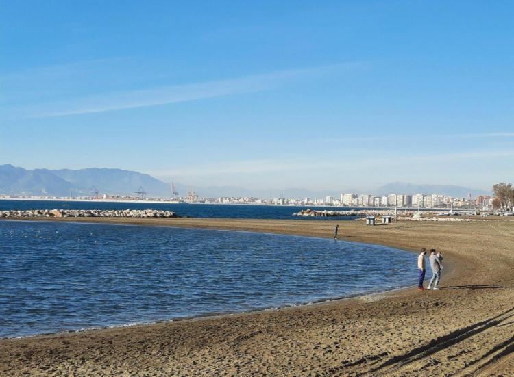 Apartamento En La Playa En Paseo Maritimo Málaga Exterior foto